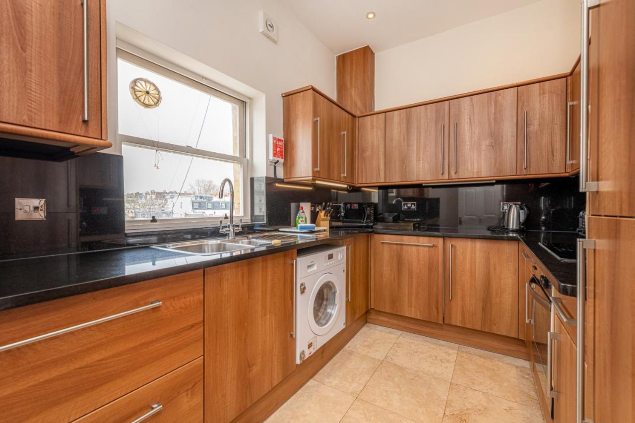 Queensgate Court Лондон Екстериор снимка