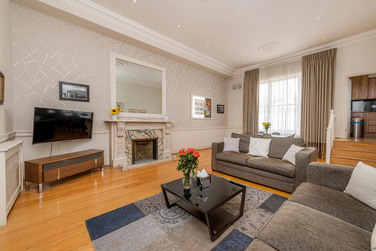 Queensgate Court Лондон Екстериор снимка