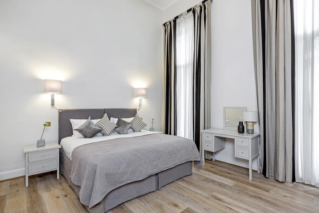 Queensgate Court Лондон Екстериор снимка